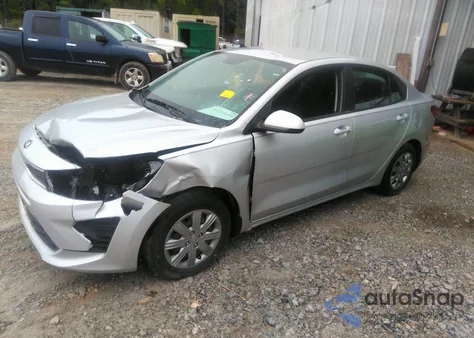 2021 Kia Rio Lx z USA, uszkodzony, nr VIN 3KPA24AD8ME412798